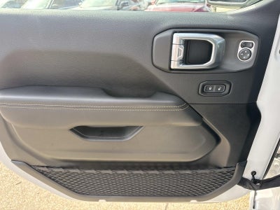 2024 Jeep Wrangler 4-Door Sahara 4x4