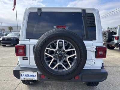 2024 Jeep Wrangler 4-Door Sahara 4x4