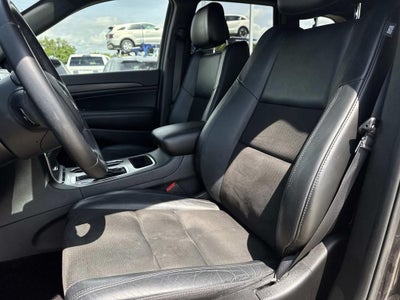 2019 Jeep Grand Cherokee Laredo E 4x2