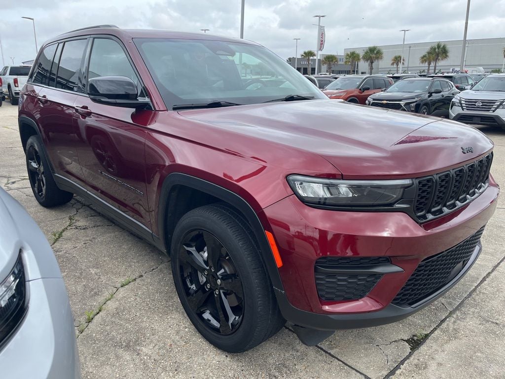 2023 Jeep Grand Cherokee Altitude 4x2