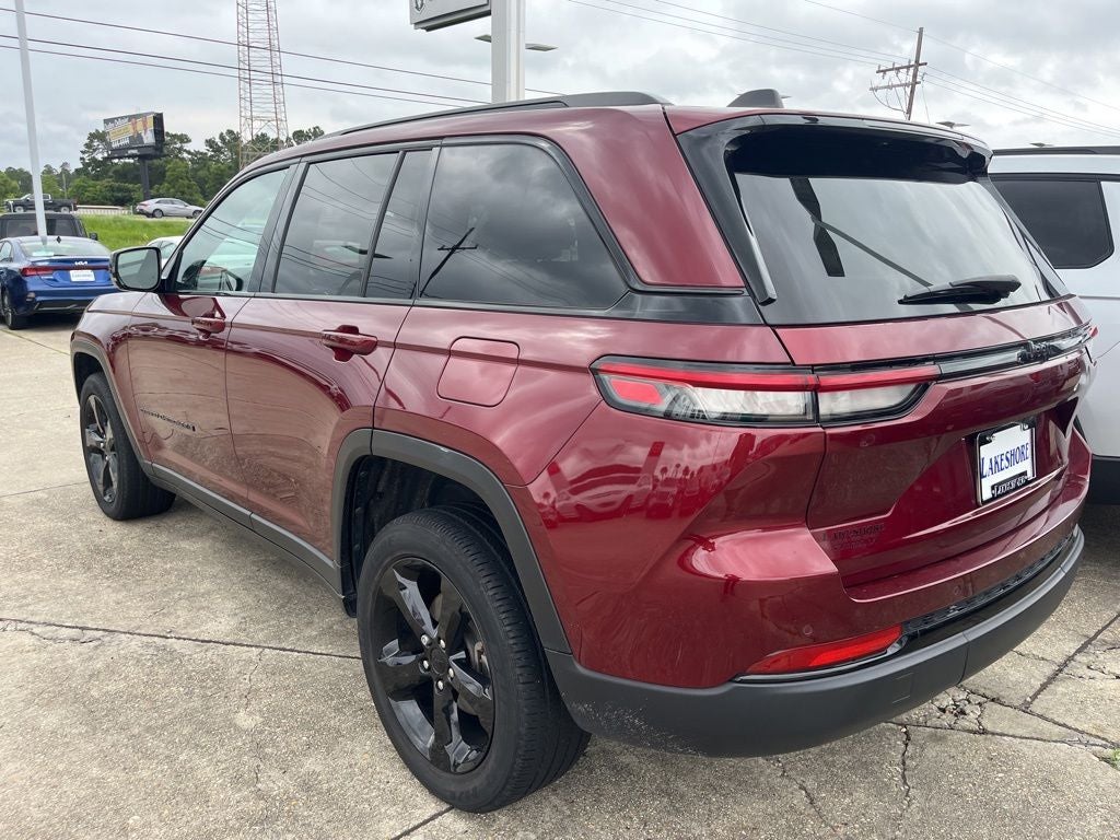 2023 Jeep Grand Cherokee Altitude 4x2