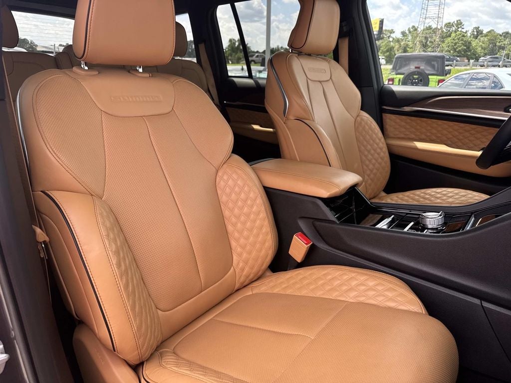 2025 Jeep Grand Cherokee Summit