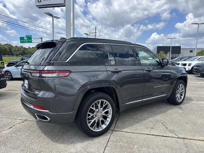 2025 Jeep Grand Cherokee Summit