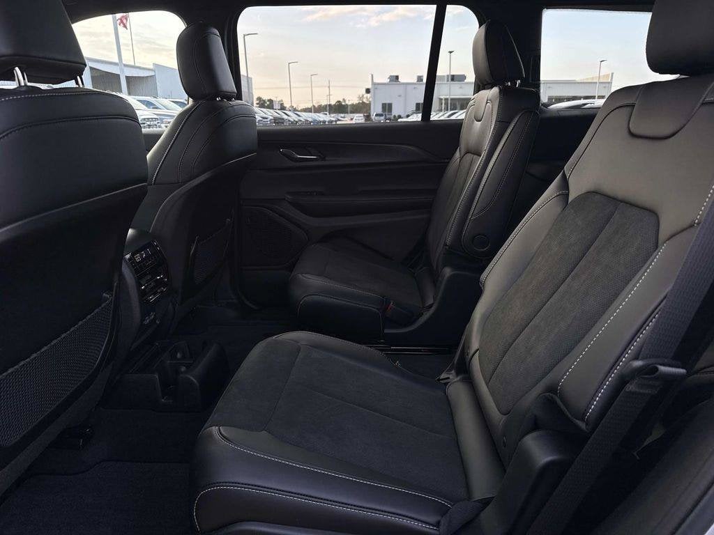 2025 Jeep Grand Cherokee L Altitude X