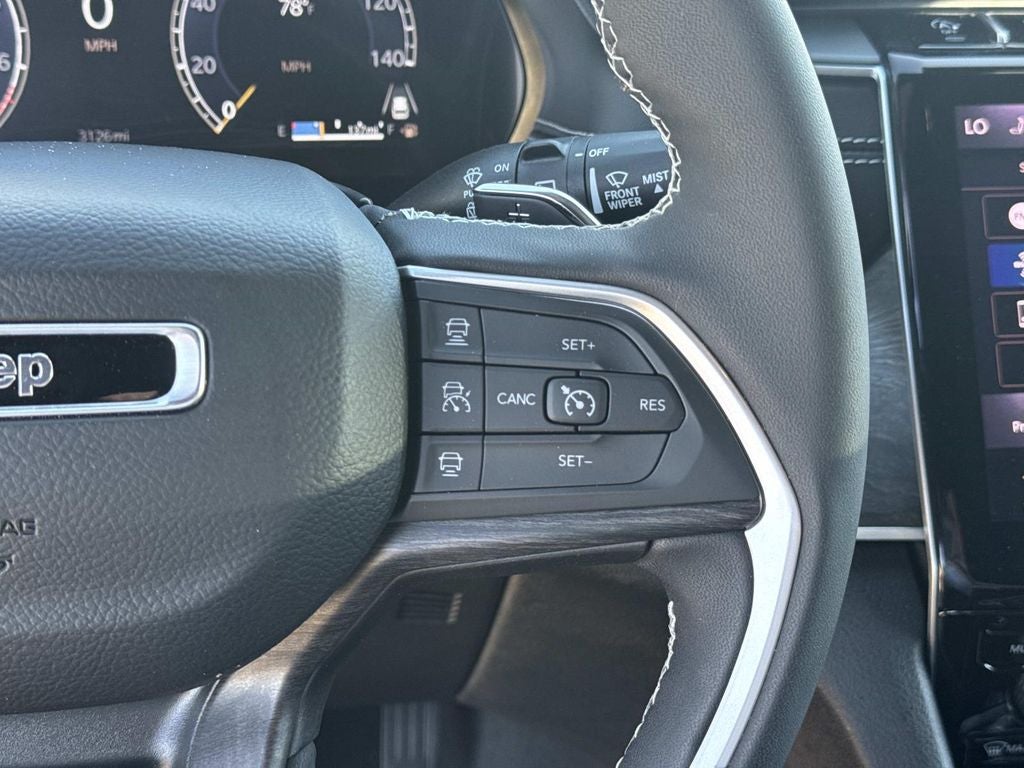 2025 Jeep Grand Cherokee L Limited 4x2