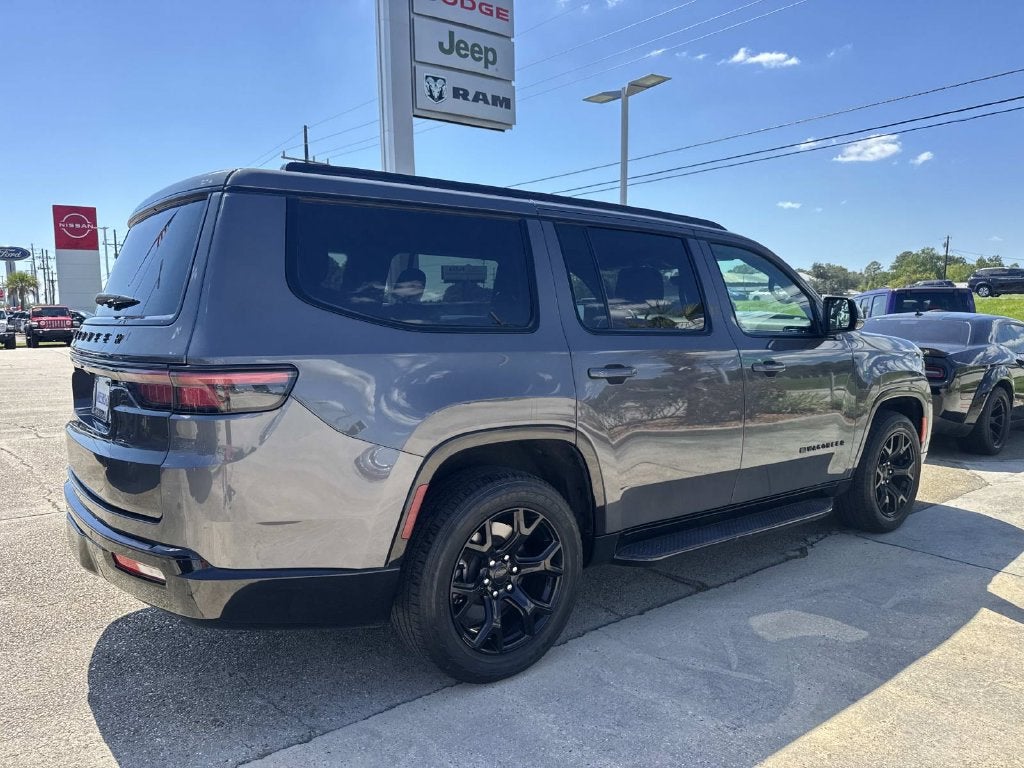 2023 Jeep Wagoneer Series II
