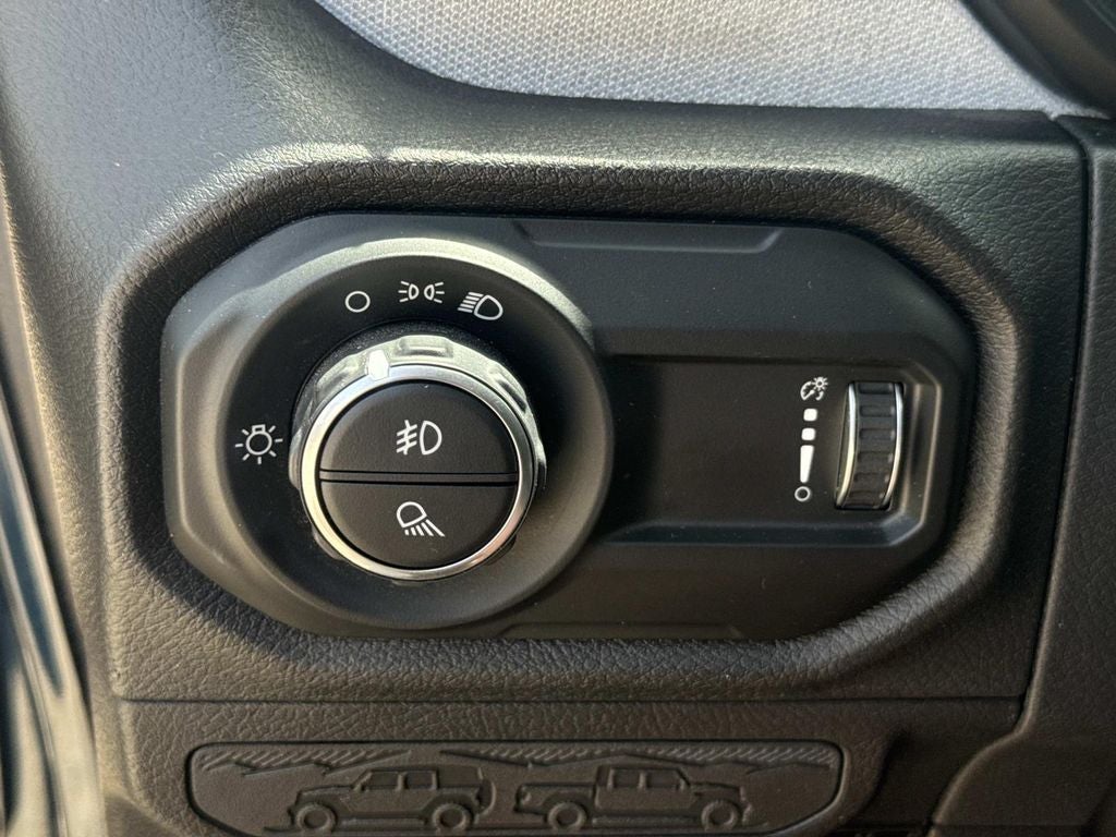 2025 Jeep Gladiator Nighthawk