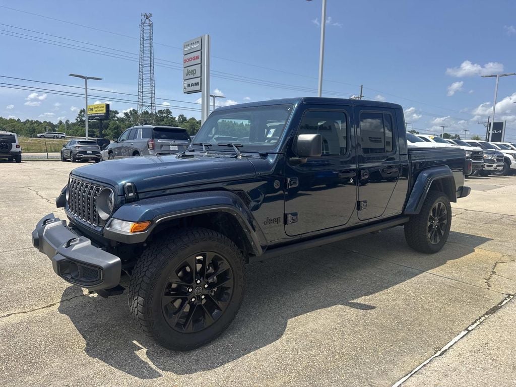 2025 Jeep Gladiator Nighthawk