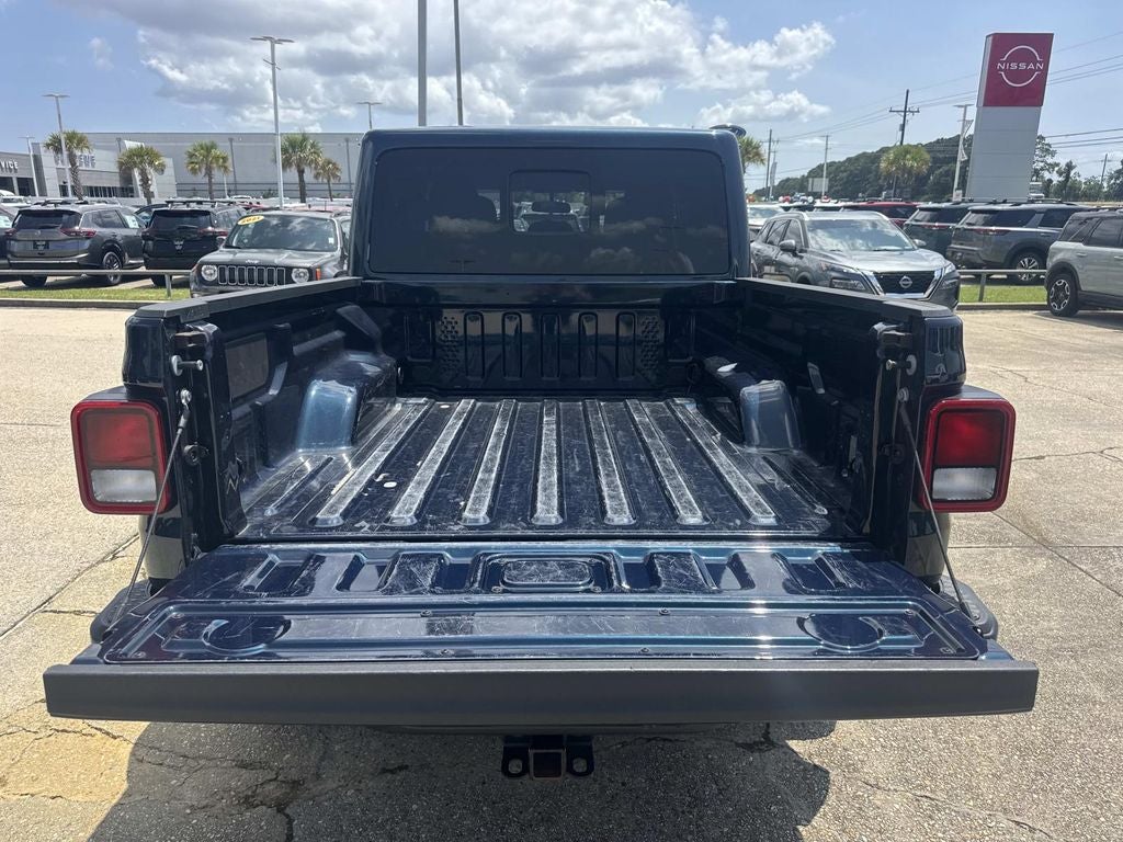 2025 Jeep Gladiator Nighthawk