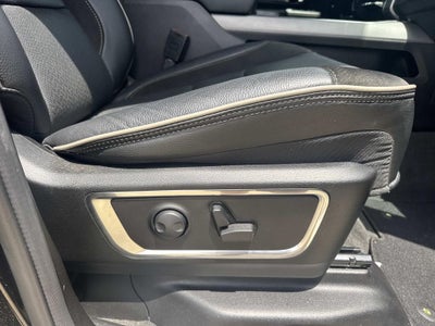 2024 RAM 1500 Laramie Crew Cab 4x2 5'7' Box