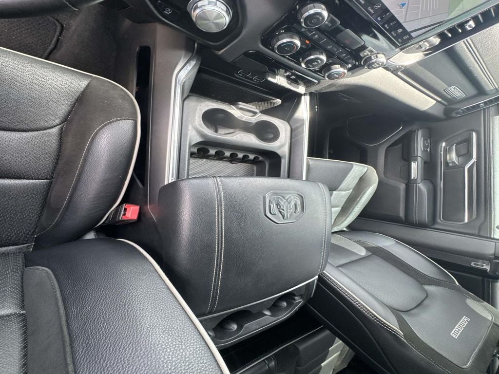 2024 RAM 1500 Laramie Crew Cab 4x2 5'7' Box