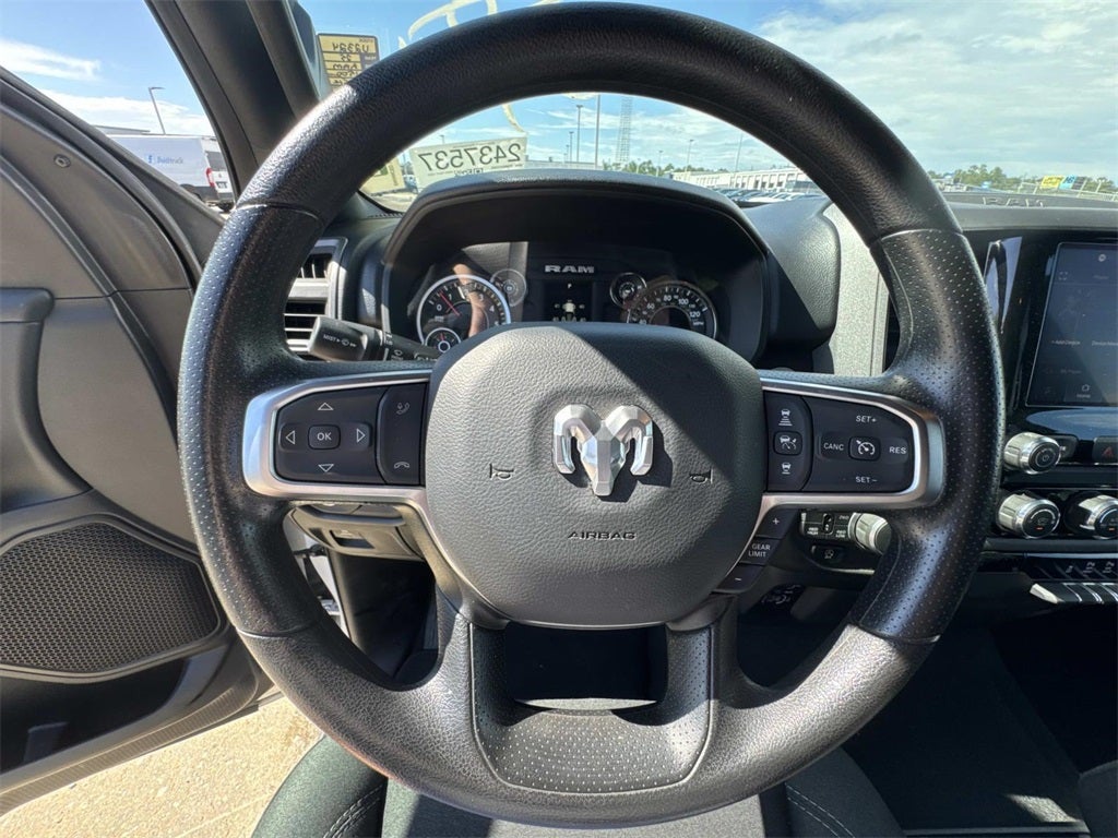 2025 RAM 1500 Tradesman Crew Cab 4x4 5'7' Box