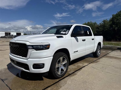 2025 RAM 1500 Tradesman Crew Cab 4x4 5'7' Box