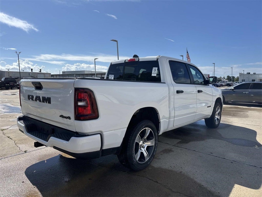 2025 RAM 1500 Tradesman Crew Cab 4x4 5'7' Box