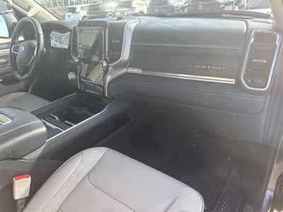 2022 RAM 1500 Limited Crew Cab 4x4 5'7' Box