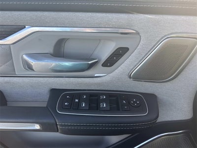 2022 RAM 1500 Limited Crew Cab 4x4 5'7' Box