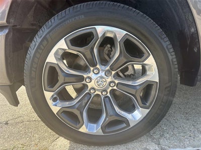 2022 RAM 1500 Limited Crew Cab 4x4 5'7' Box