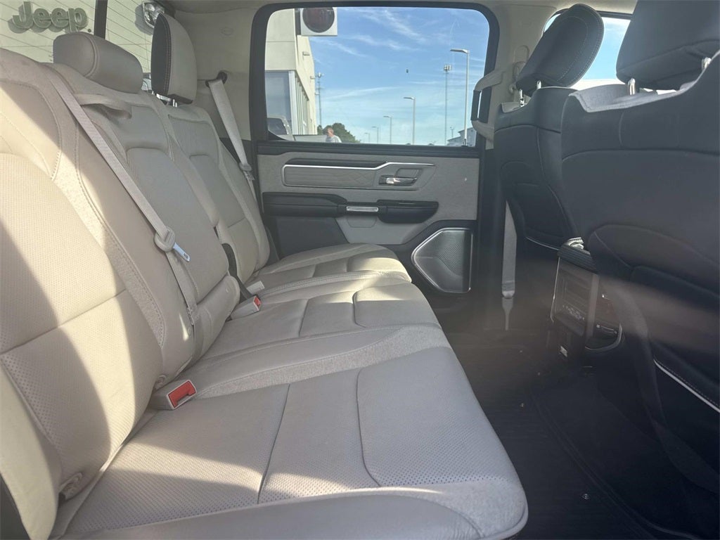 2022 RAM 1500 Limited Crew Cab 4x4 5'7' Box