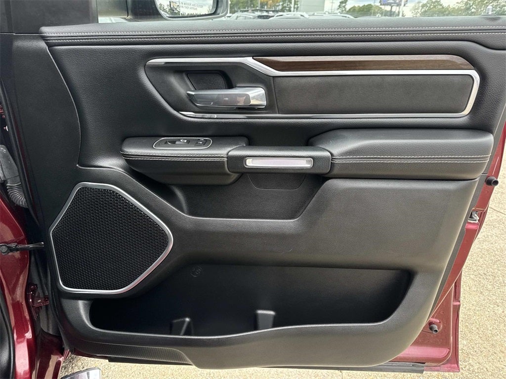 2022 RAM 1500 Laramie Crew Cab 4x4 5'7' Box