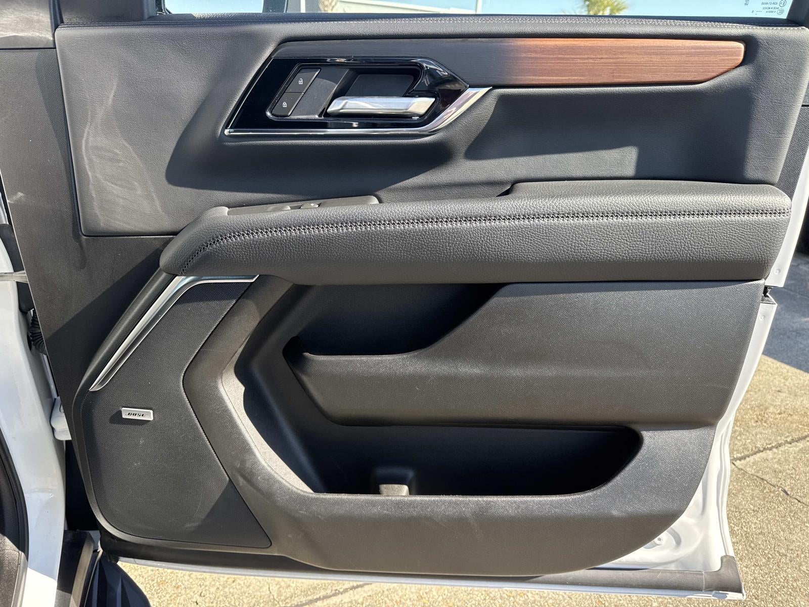 2025 GMC Yukon 4WD Denali