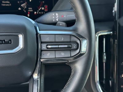 2025 GMC Yukon 4WD Denali