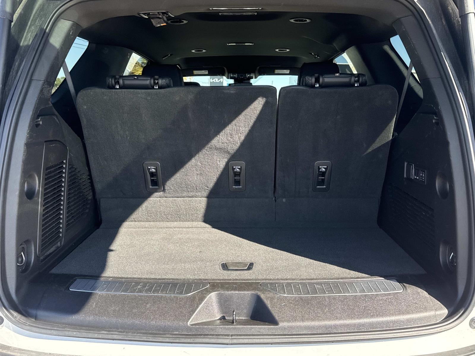 2025 GMC Yukon 4WD Denali