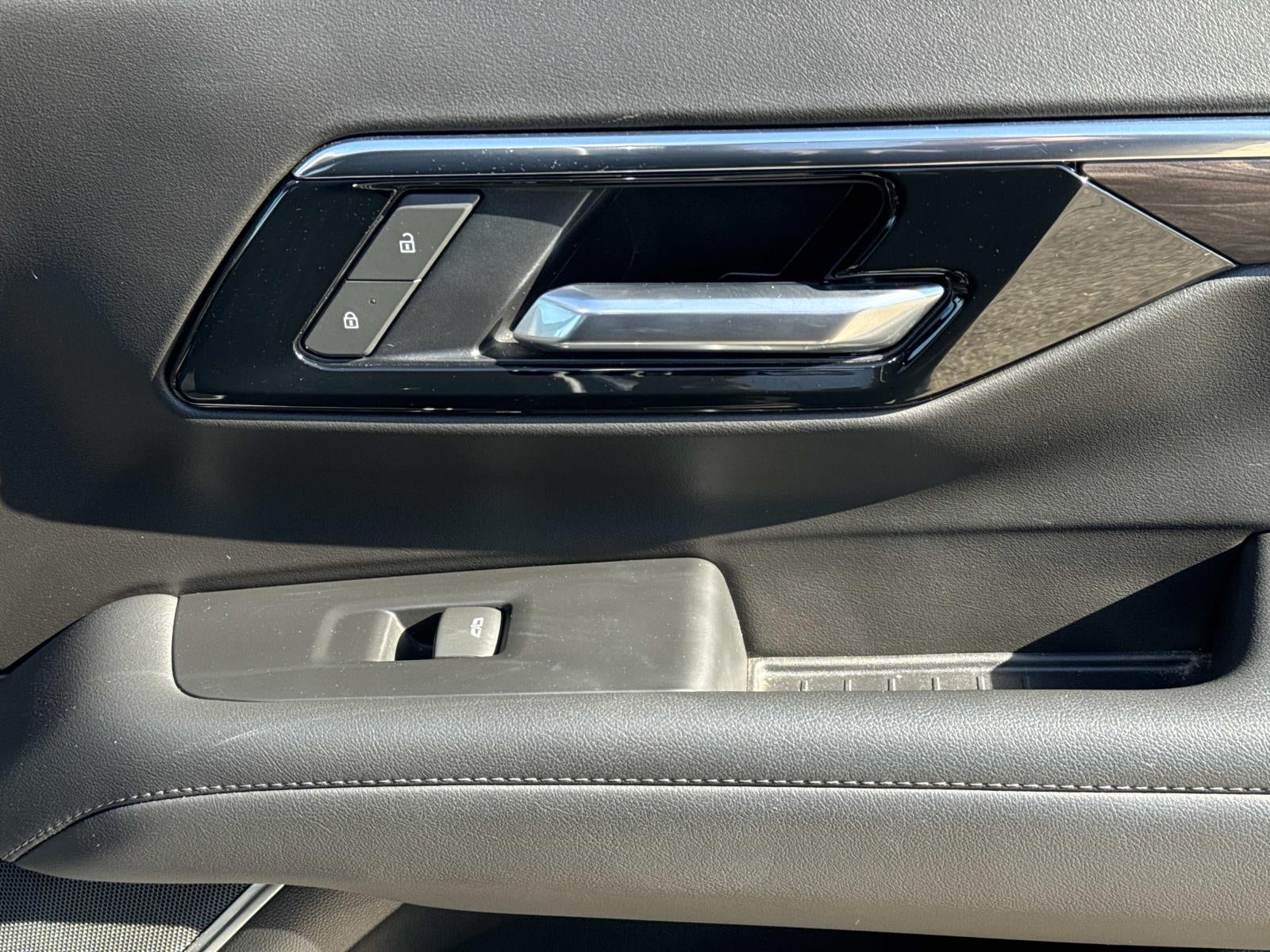 2025 Chevrolet Tahoe 2WD LT