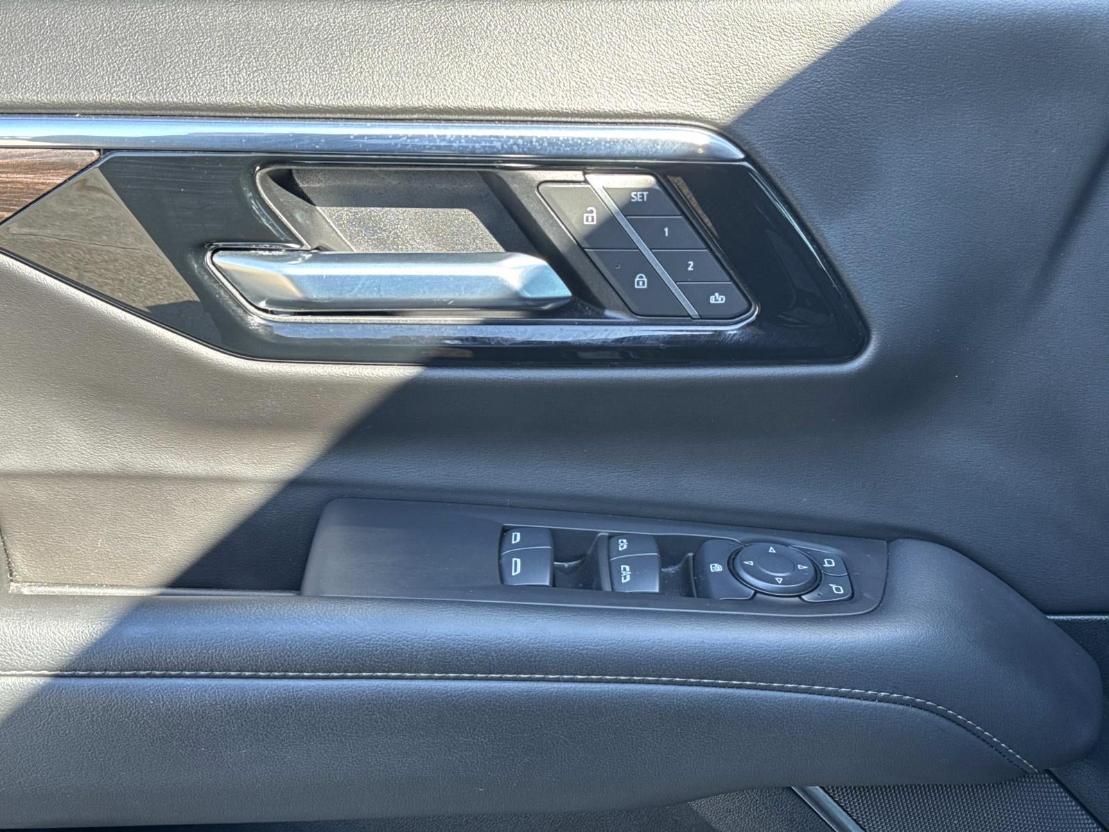 2025 Chevrolet Tahoe 2WD LT