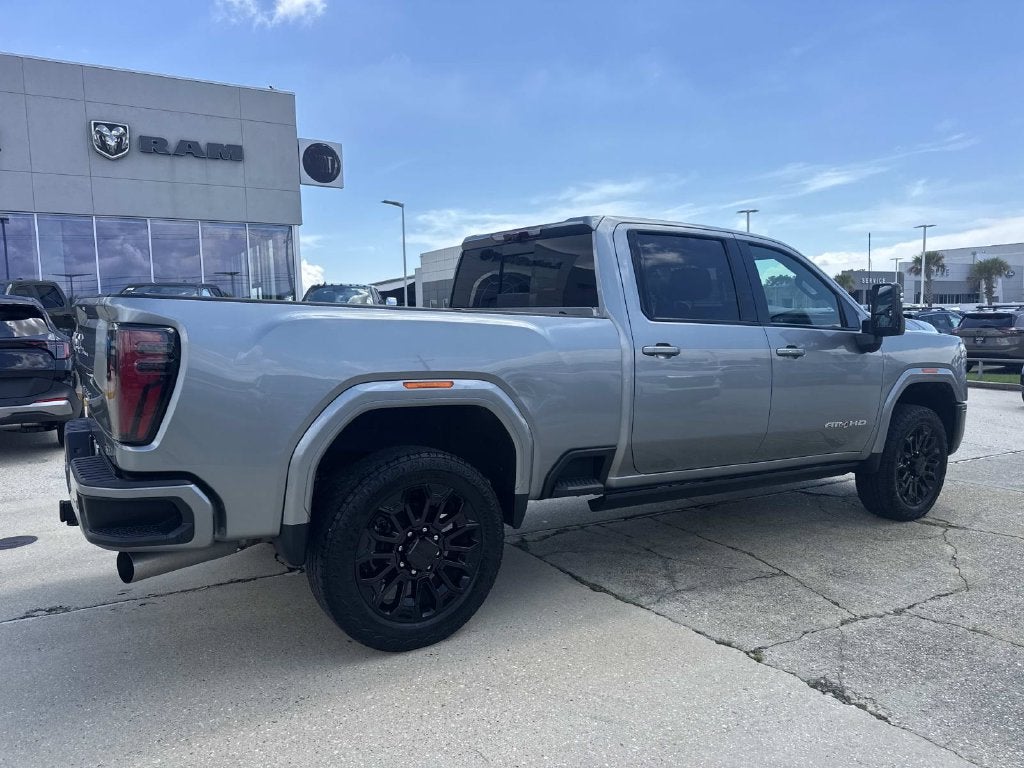 2024 GMC Sierra 2500HD AT4