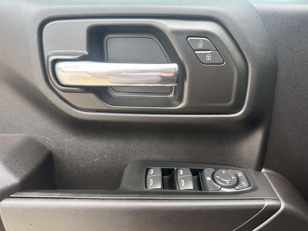2024 GMC Sierra 1500 4WD Crew Cab Short Box Pro