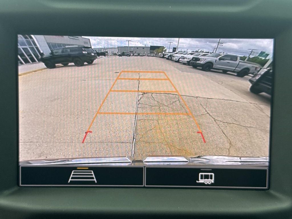 2024 GMC Sierra 1500 4WD Crew Cab Short Box Pro