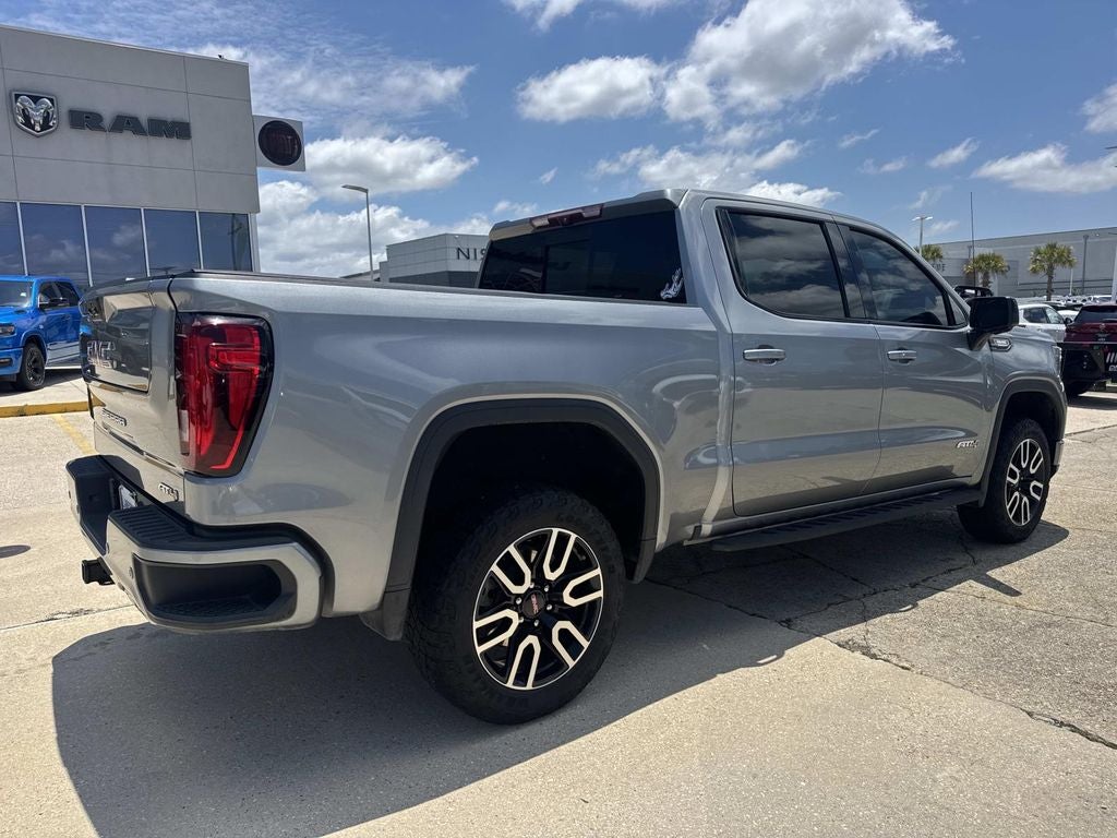 2023 GMC Sierra 1500 4WD Crew Cab Short Box AT4