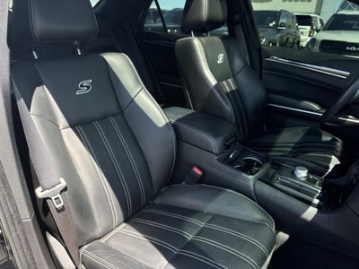 2022 Chrysler 300 S