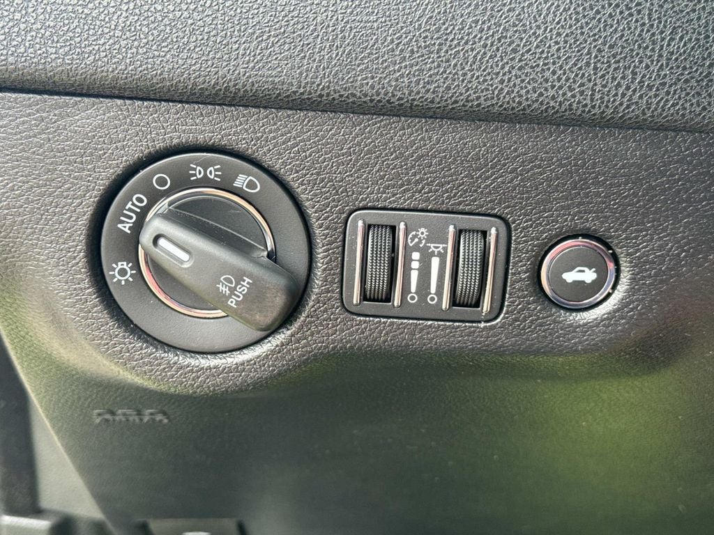 2022 Chrysler 300 S