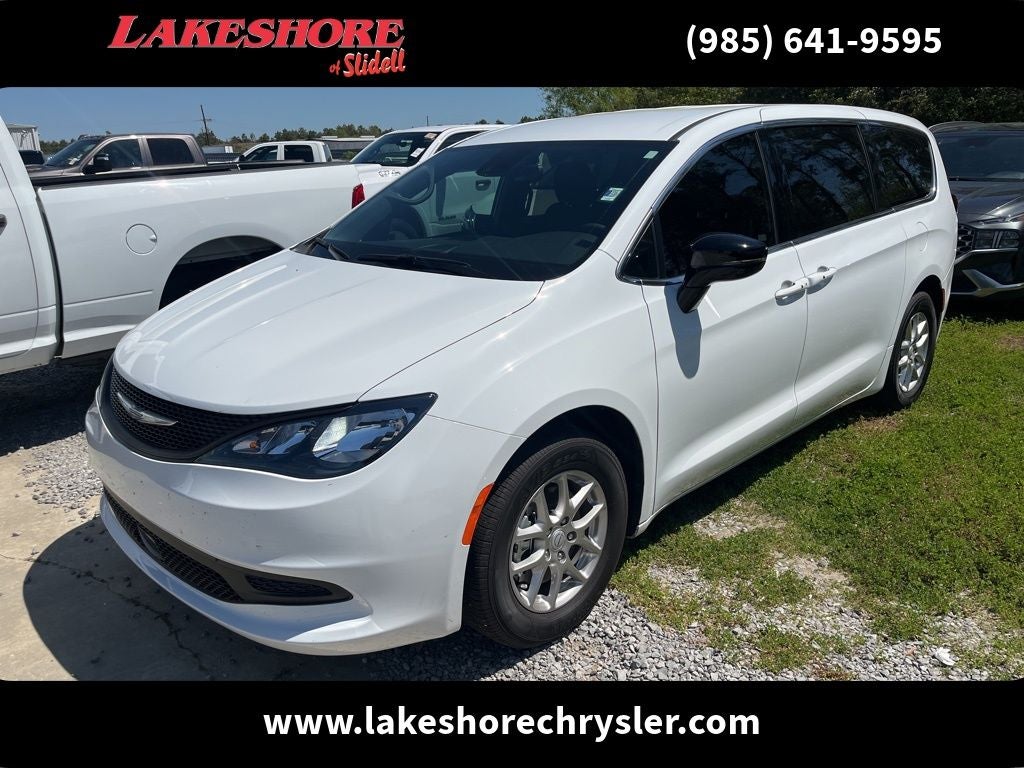 2025 Chrysler Voyager