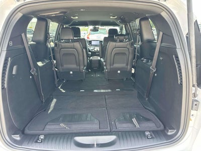 2025 Chrysler Voyager LX