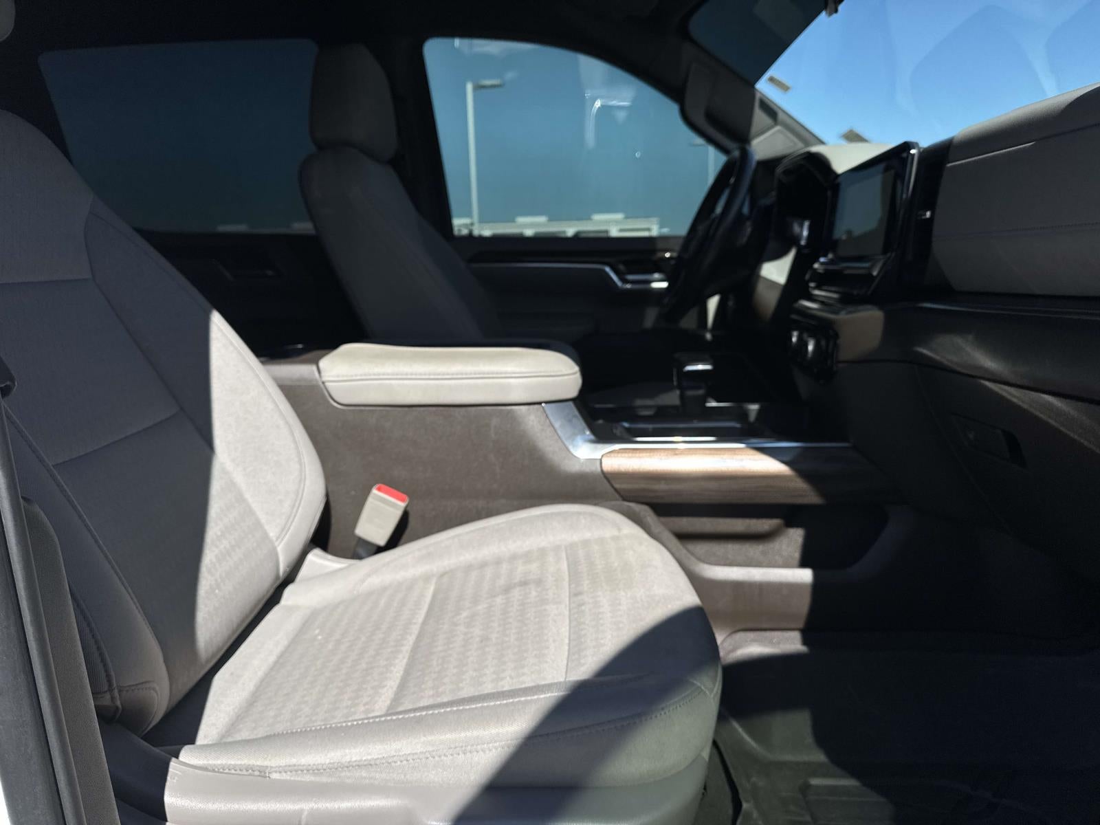 2022 Chevrolet Silverado 1500 4WD Crew Cab Short Bed RST