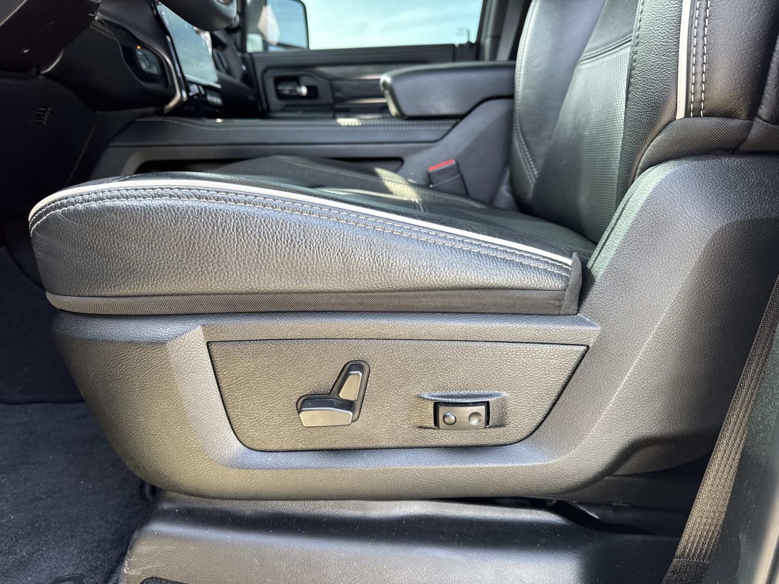 2025 RAM Ram 3500 Limited Mega Cab 4x4 6'4' Box