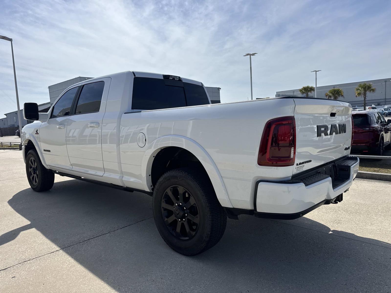 2025 RAM Ram 3500 Limited Mega Cab 4x4 6'4' Box