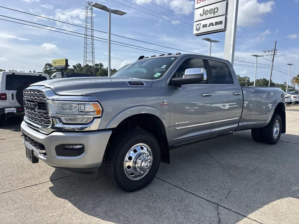 2022 RAM Ram 3500 Limited Crew Cab 4x4 8' Box