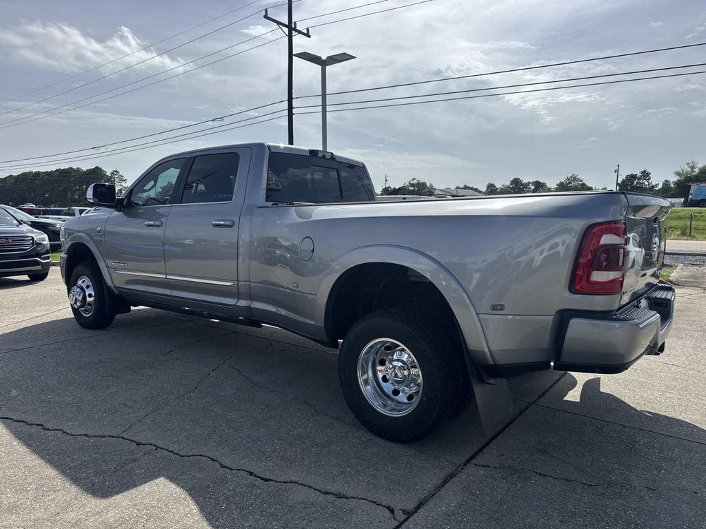 2022 RAM Ram 3500 Limited Crew Cab 4x4 8' Box
