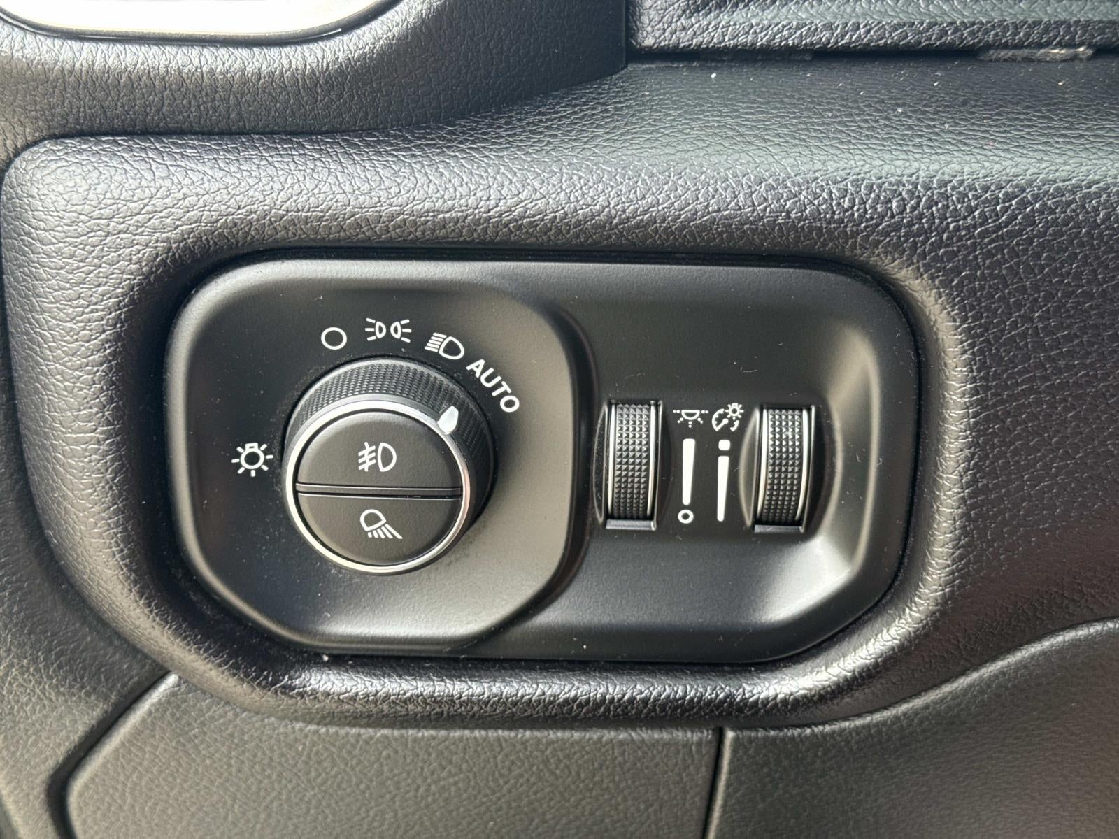 2021 RAM Ram 2500 Laramie Crew Cab 4x4 6'4' Box