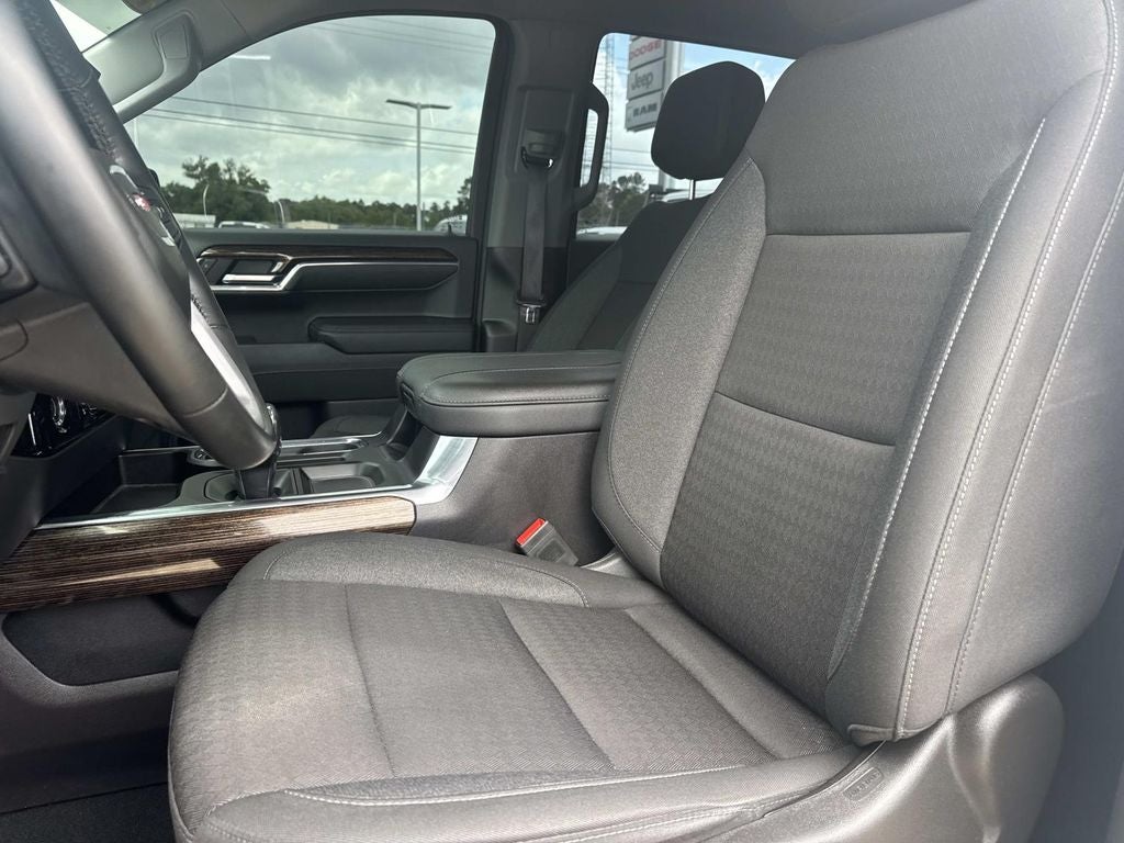 2024 GMC Sierra 1500 4WD Crew Cab Short Box Elevation with 3SB