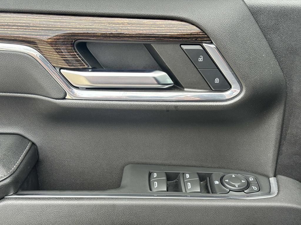 2024 GMC Sierra 1500 4WD Crew Cab Short Box Elevation with 3SB