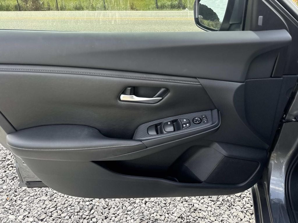 2023 Nissan Sentra SV Xtronic CVT