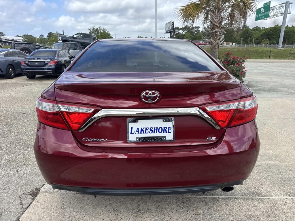 2016 Toyota Camry SE
