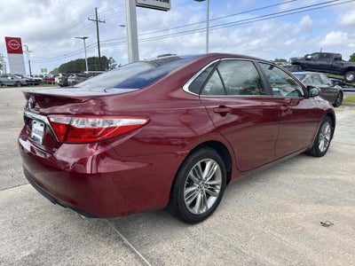 2016 Toyota Camry SE