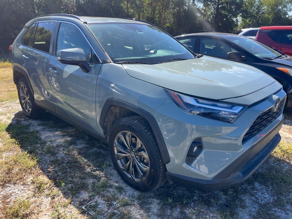 2022 Toyota RAV4 Hybrid XLE Premium