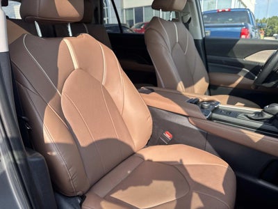 2025 Toyota Grand Highlander Platinum