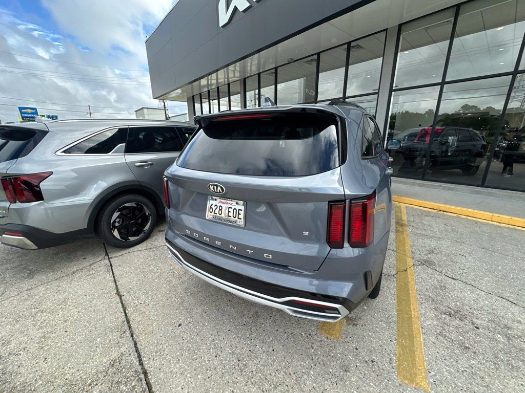 2021 Kia Sorento S